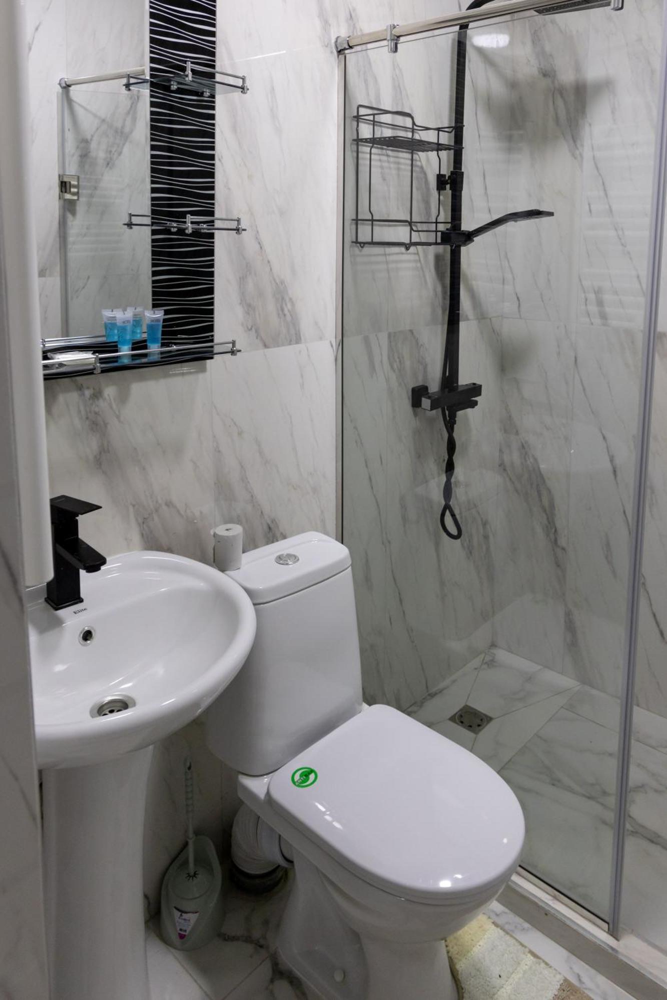 Gladzor Hotel エクステリア 写真